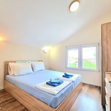 Relax & Spa-house Near Therma Numera Villa *