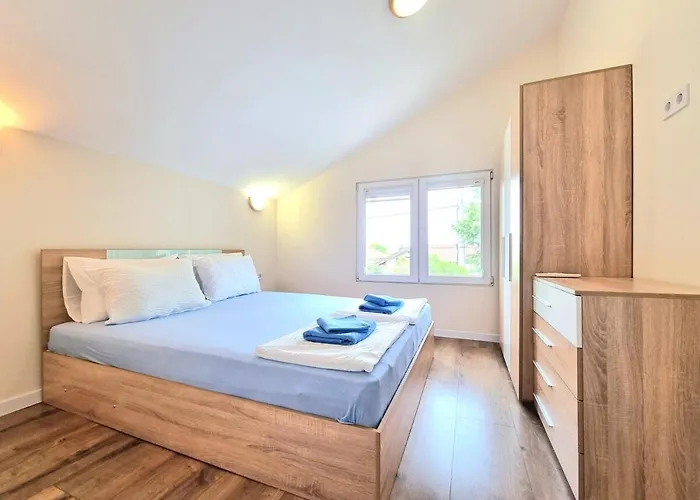 Relax & Spa-house Near Therma Numera Луксозна вила Бургас