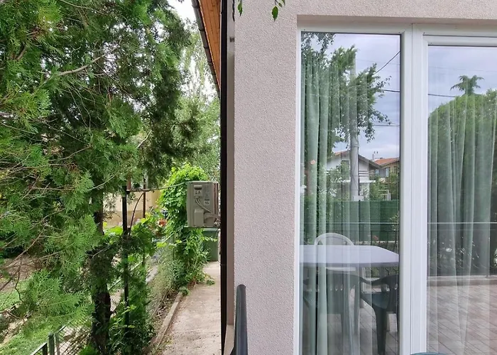 Луксозна вила Relax & Spa-house Near Therma Numera